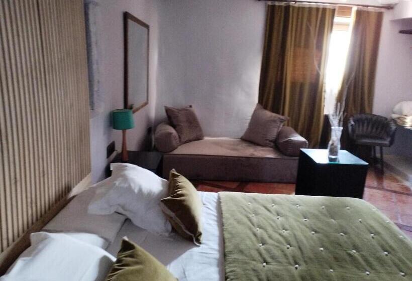 חדר דלוקס, Casa Del Abad