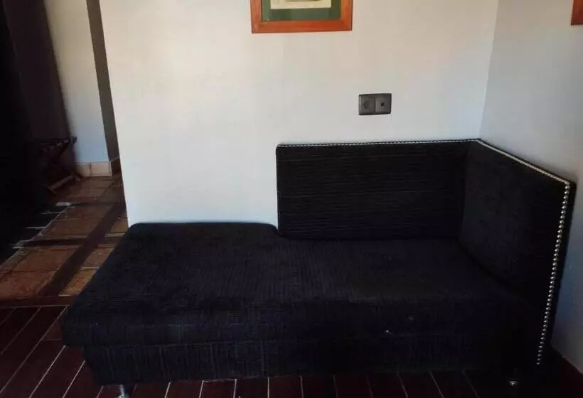 デラックスルーム, Casa Del Abad