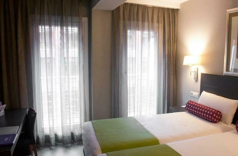 اتاق استاندارد, Mercure Madrid Centro