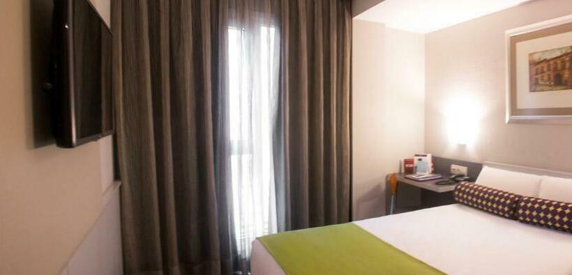 اتاق استاندارد یک نفره, Mercure Madrid Centro