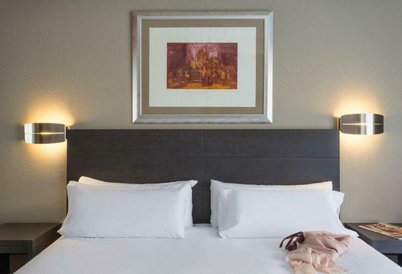 اتاق استاندارد یک نفره, Mercure Madrid Centro