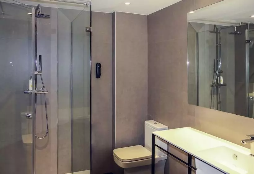 اتاق استاندارد, Mercure Madrid Centro