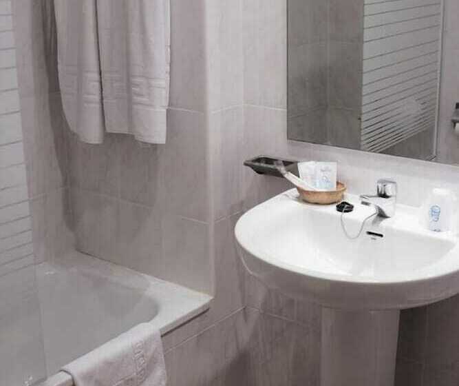 스탠다드 룸, Pena De Arcos