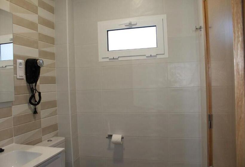 חדר סטנדרט, Pensión Albergue O Pedregal