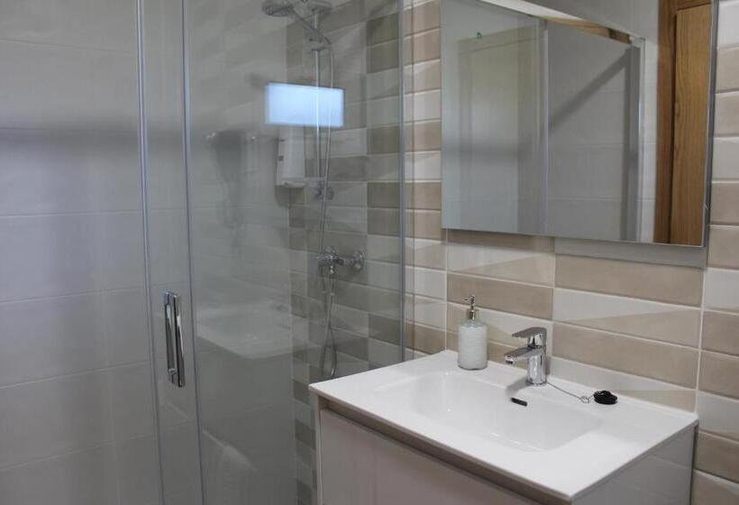 חדר סטנדרט, Pensión Albergue O Pedregal