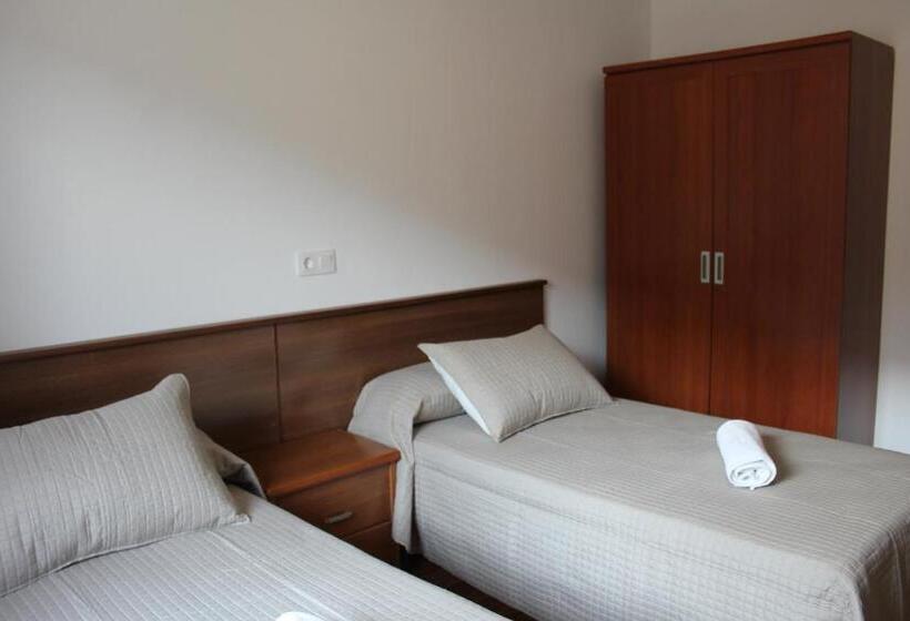 חדר סטנדרט חדר אמבטיה משותף, Pensión Albergue O Pedregal