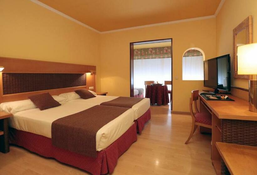 스탠다드 트리플 룸, Spa Congreso