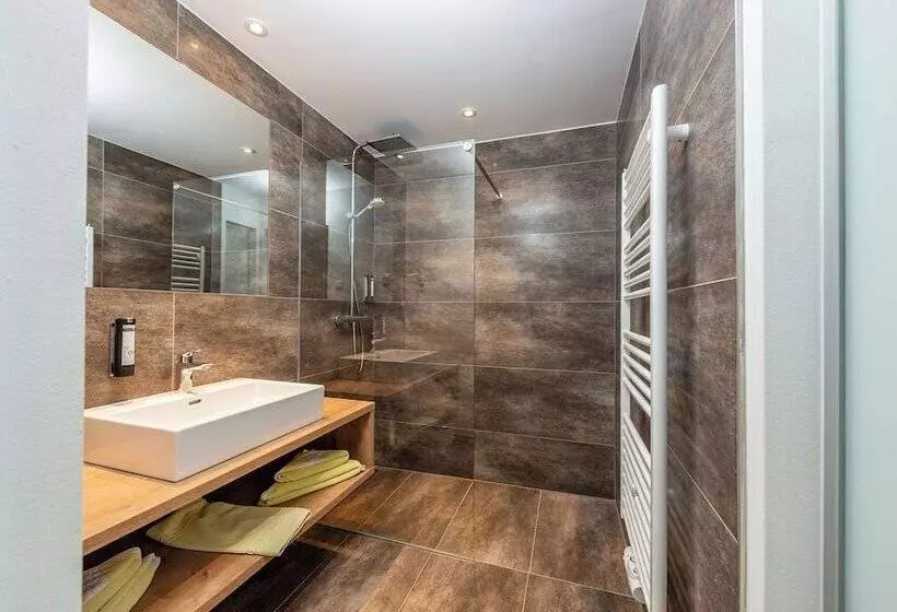 اتاق استاندارد, Aktivhotel Pehab