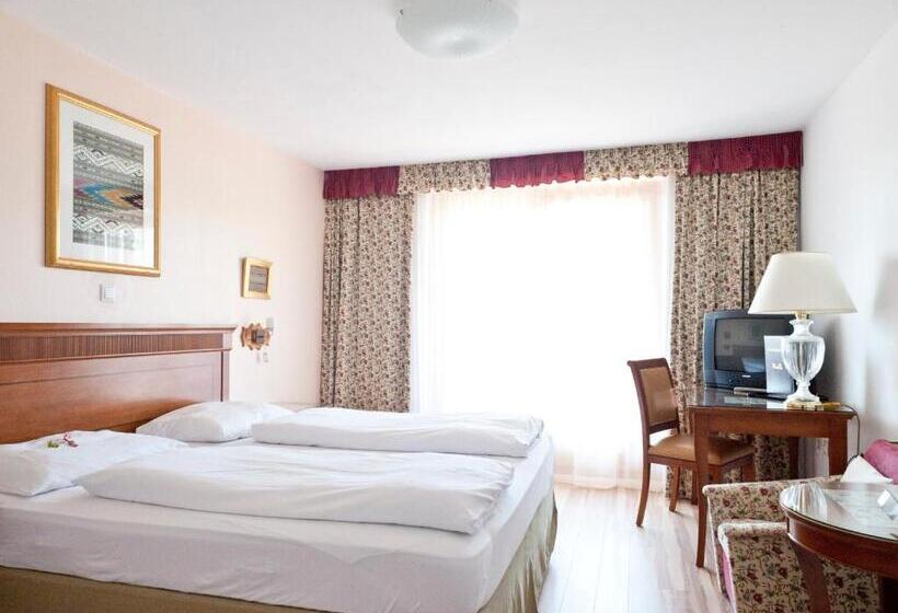 חדר סטנדרט יחיד, Alpenkrone