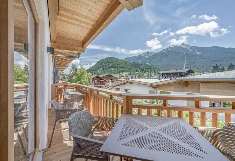１ベッドルームのスーペリアアパートメント, Alpenparks Chalet & Apartment Alpina Seefeld