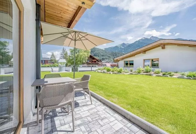 １ベッドルームのデラックスアパートメント, Alpenparks Chalet & Apartment Alpina Seefeld