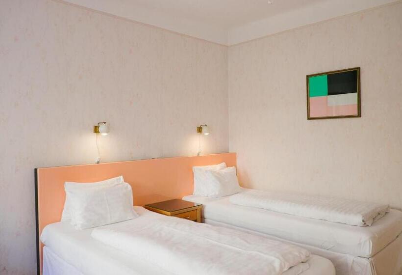 اتاق استاندارد, Am Brillantengrund