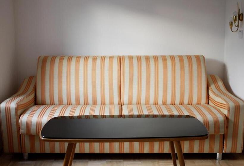 سوییت, Am Brillantengrund