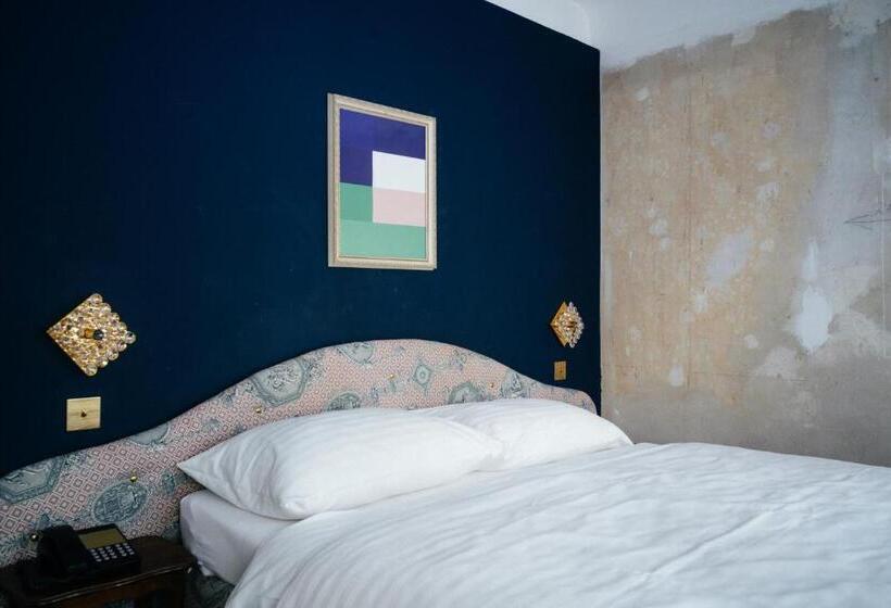 سوییت, Am Brillantengrund