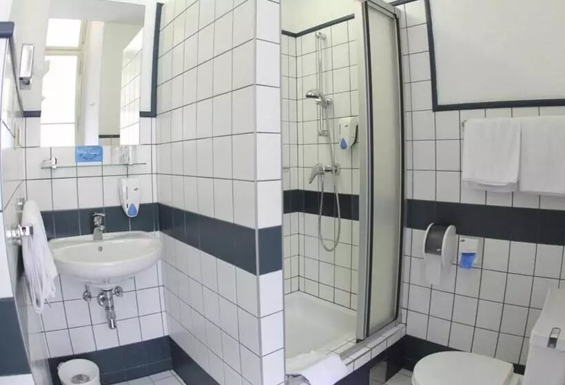اتاق استاندارد, Very Central Apartments, 5 Min To City Center, No Reception
