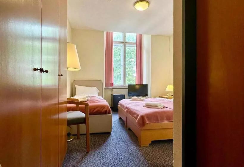 اتاق استاندارد سه نفره, Very Central Apartments, 5 Min To City Center, No Reception