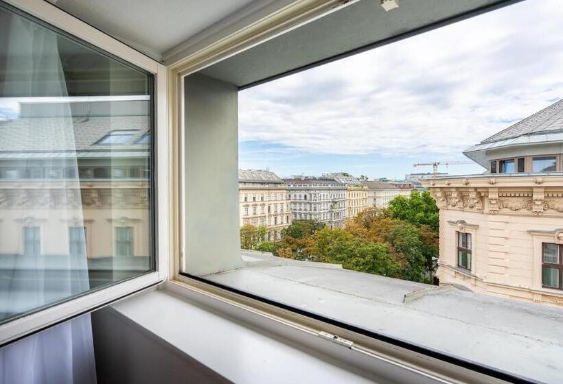 اتاق کلاسیک, Am Schubertring