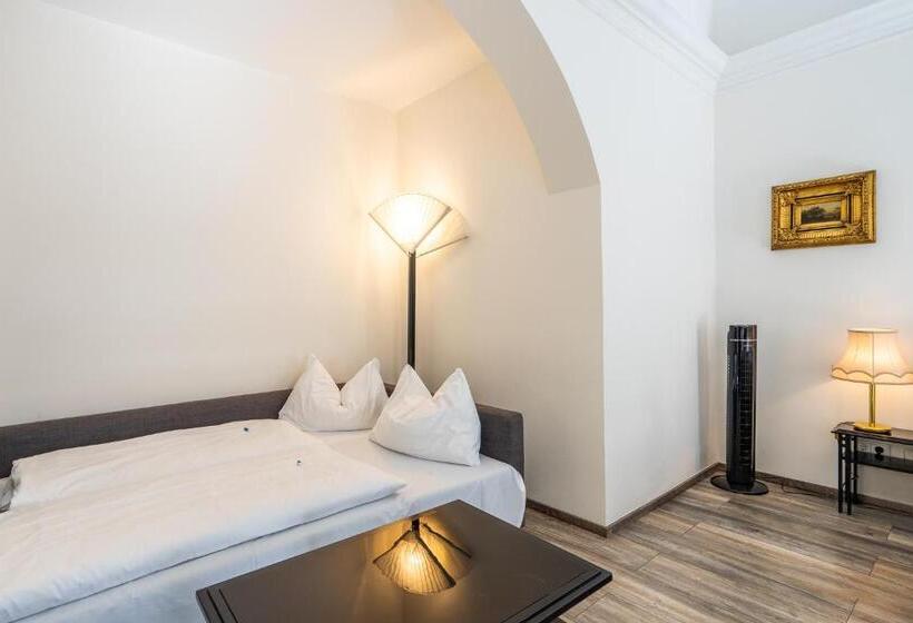 آپارتمان 1 خوابه, Am Schubertring