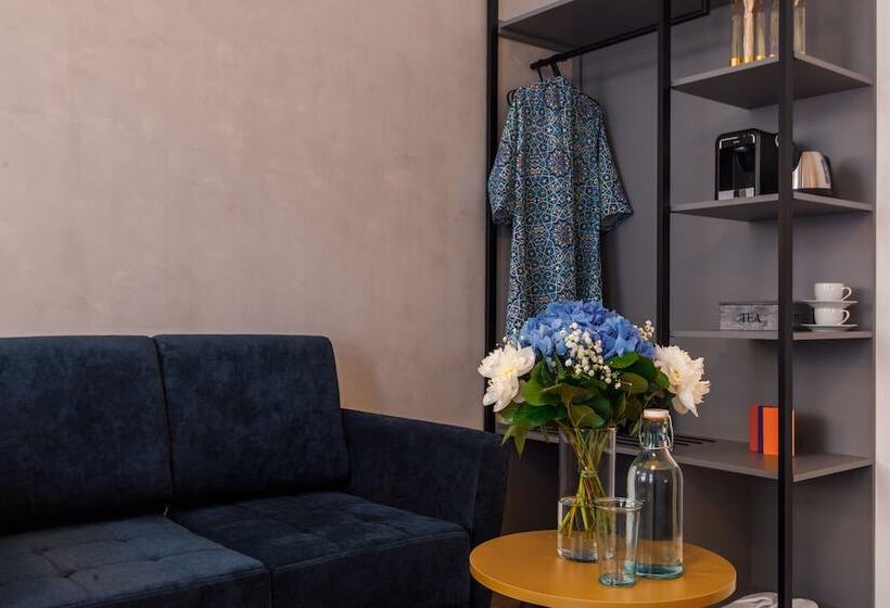 اتاق استاندارد, Florum