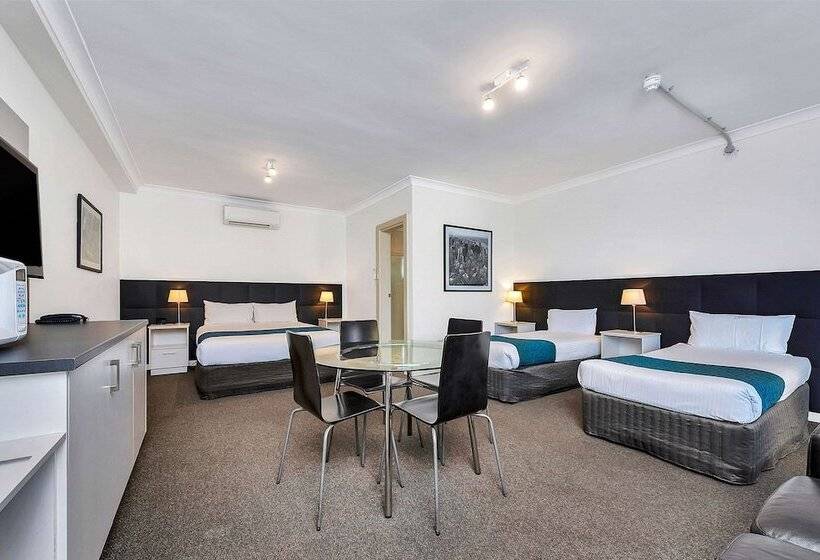 ファミリールーム, Comfort Inn & Suites Manhattan