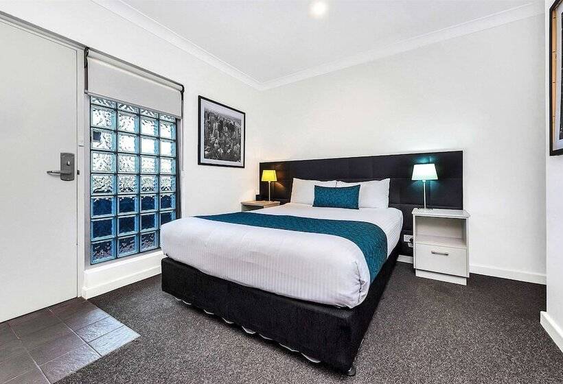 スタンダードルーム, Comfort Inn & Suites Manhattan