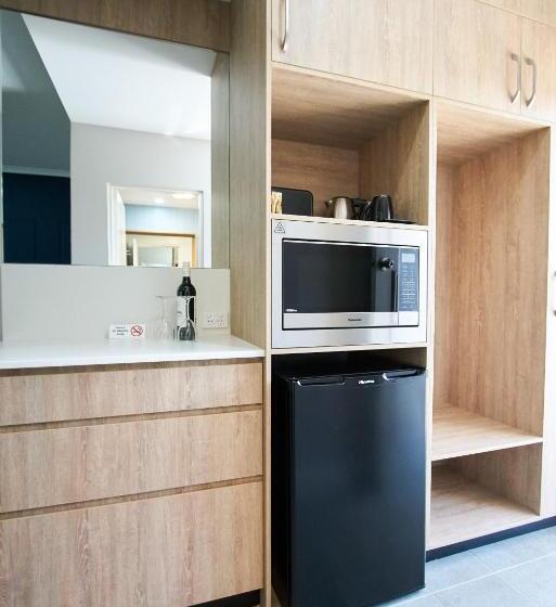 行政房间, Country Comfort Armidale