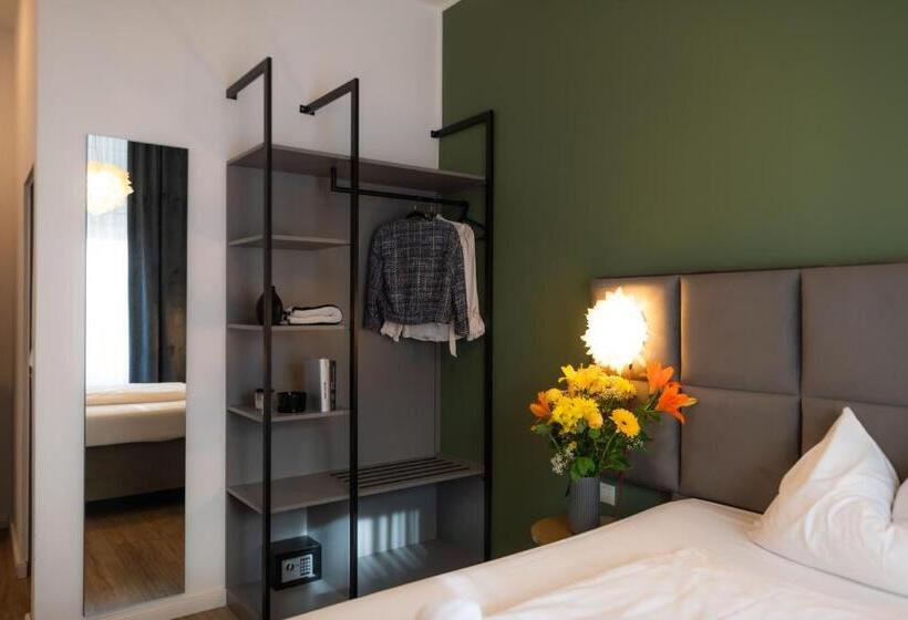 اتاق استاندارد یک نفره, Florum