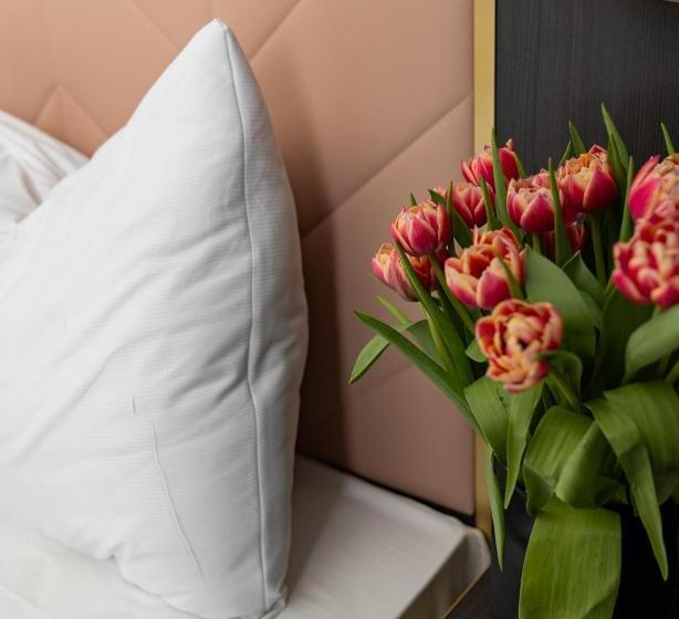 استودیو استاندارد با تخت کینگ, Florum