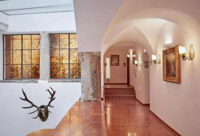 اتاق لوکس با تخت بزرگ, Goldener Hirsch, A Luxury Collection Hotel, Salzburg