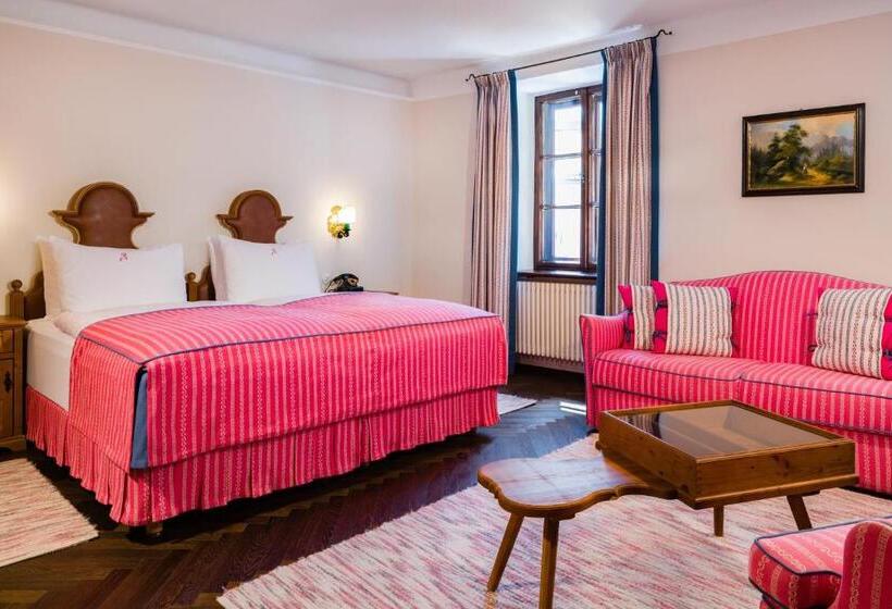 سوئیت جونیور با تخت بزرگ, Goldener Hirsch, A Luxury Collection Hotel, Salzburg