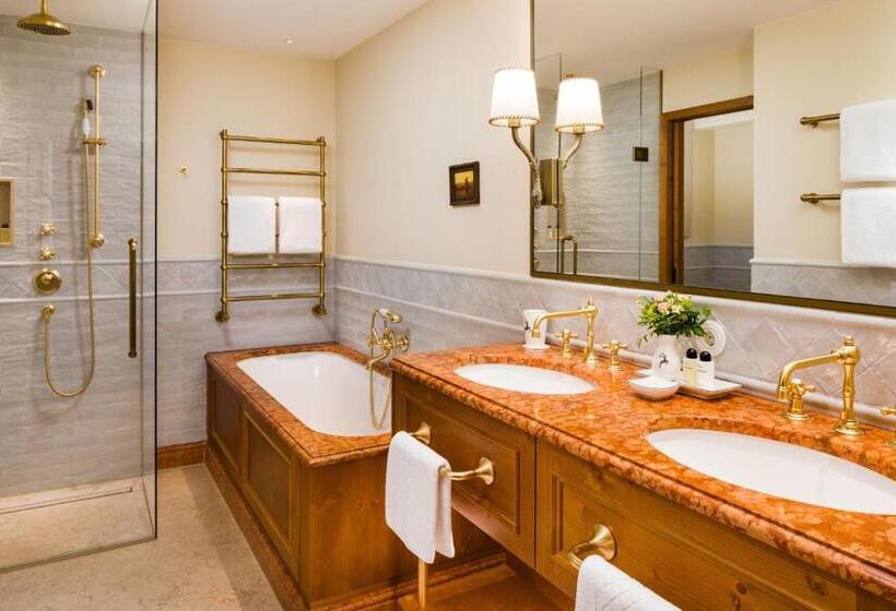 سوئیت جونیور با تخت بزرگ, Goldener Hirsch, A Luxury Collection Hotel, Salzburg