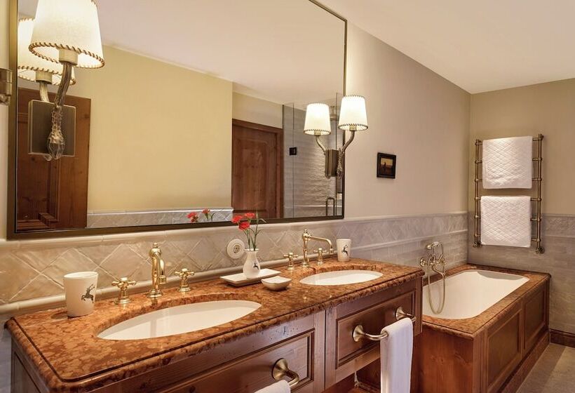 سوییت جونیور, Goldener Hirsch, A Luxury Collection Hotel, Salzburg