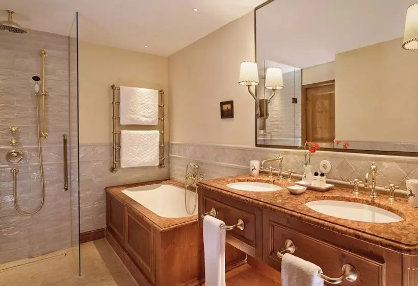 سوئیت 2 خوابه, Goldener Hirsch, A Luxury Collection Hotel, Salzburg