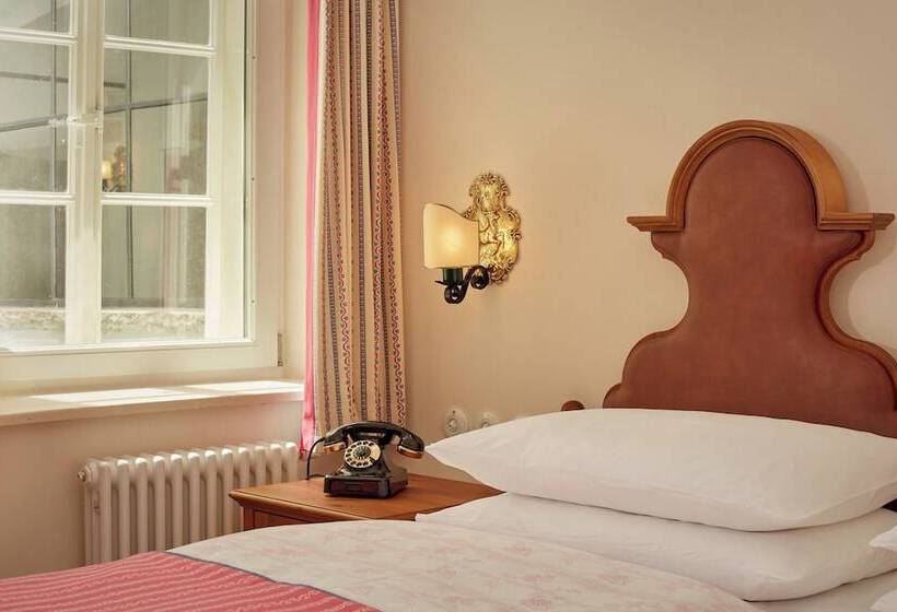 سوئیت 2 خوابه, Goldener Hirsch, A Luxury Collection Hotel, Salzburg