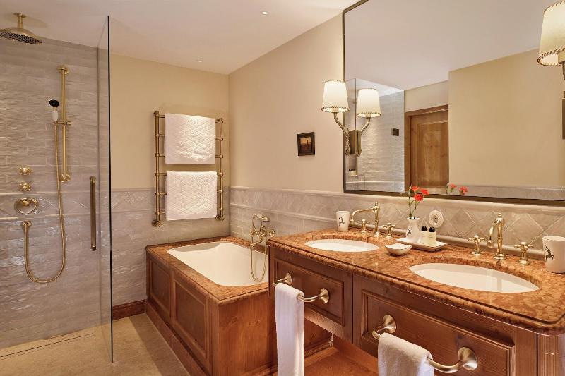 اتاق لوکس با تخت بزرگ, Goldener Hirsch, A Luxury Collection Hotel, Salzburg