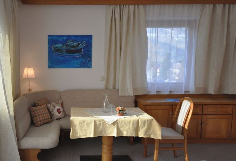 اتاق استاندارد با چشم‌انداز کوهستان, Impuls Hotel Tirol