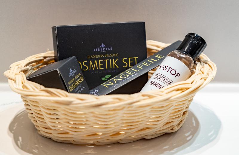 スーペリアールーム, Latini