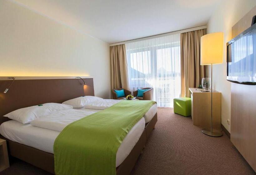 סוויטה משפחתית, Momentum