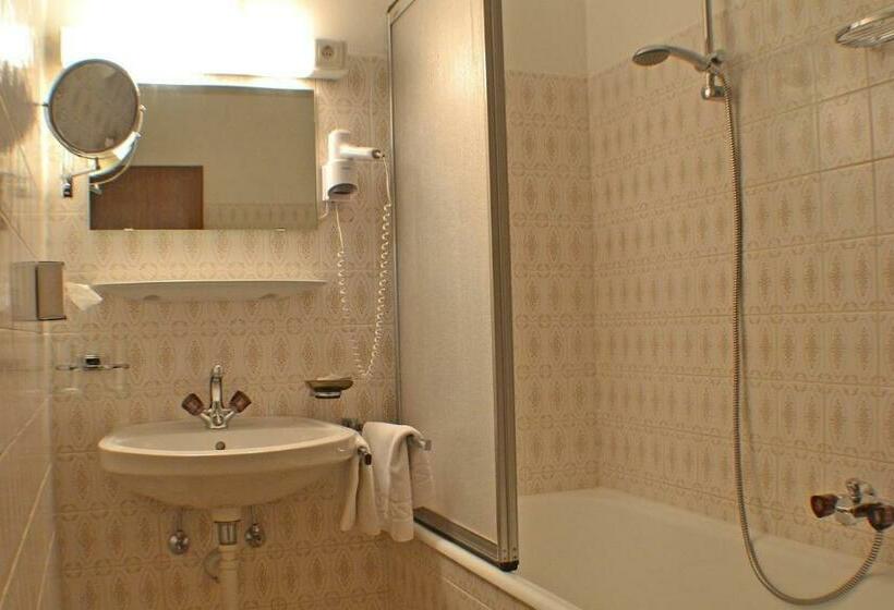 غرفة قياسية فردية, Mooserkreuz