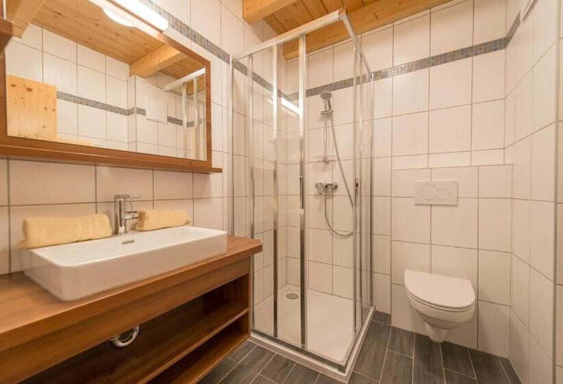 سوییت خانوادگی, Naggler Weissbriach