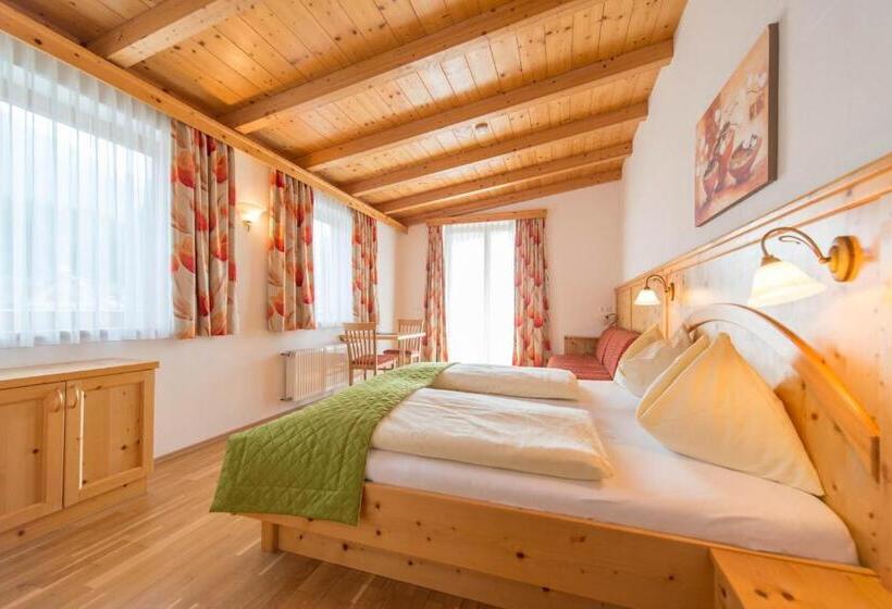 اتاق استاندارد یک نفره, Naggler Weissbriach