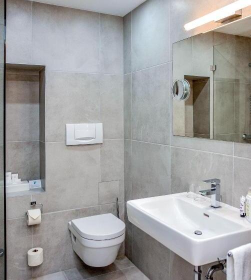 اتاق اکونومی, Q! Hotel Maria Theresia