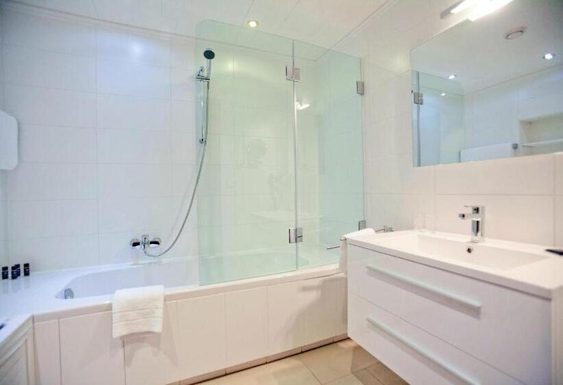 חדר סטנדרט עם מרפסת, Q! Hotel Maria Theresia