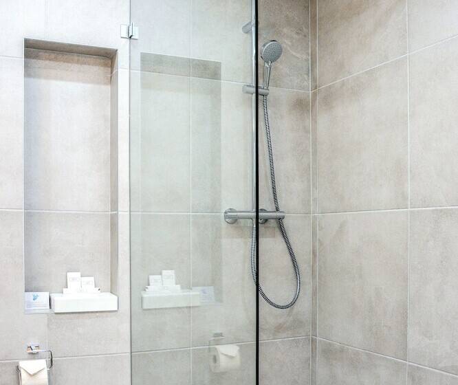 חדר אקונומי, Q! Hotel Maria Theresia