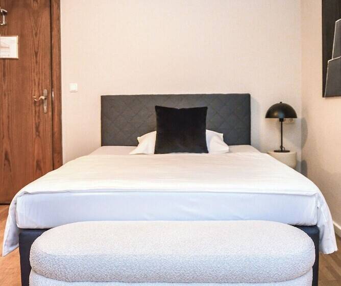 חדר סטנדרט יחיד, Q! Hotel Maria Theresia