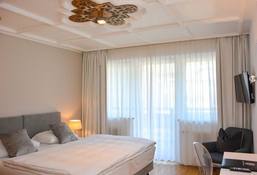 اتاق استاندارد با بالکن, Q! Hotel Maria Theresia