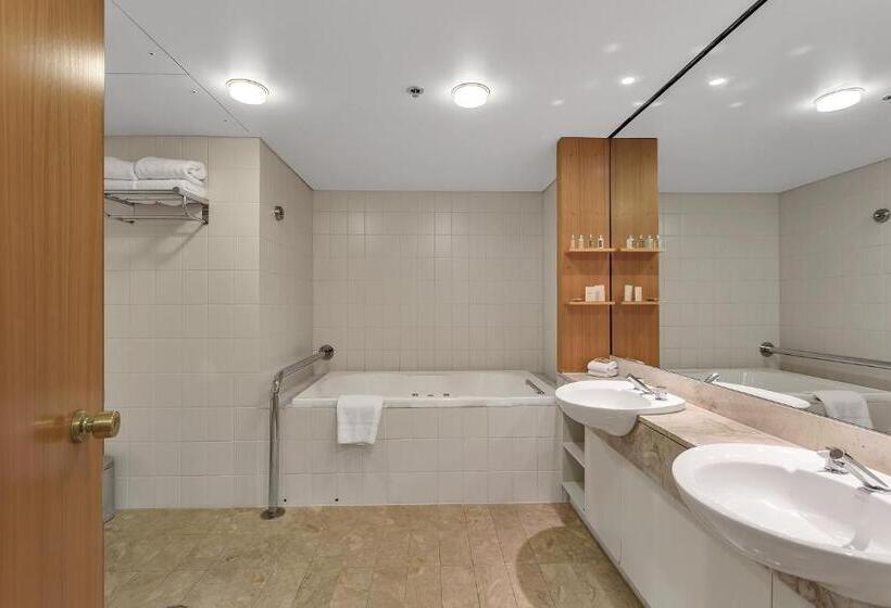 ハイドロマッサージバス付きジュニアスイート, Stamford Plaza Adelaide