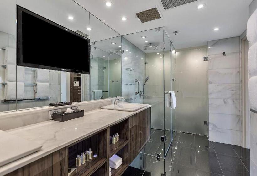 Люкс, Stamford Plaza Adelaide