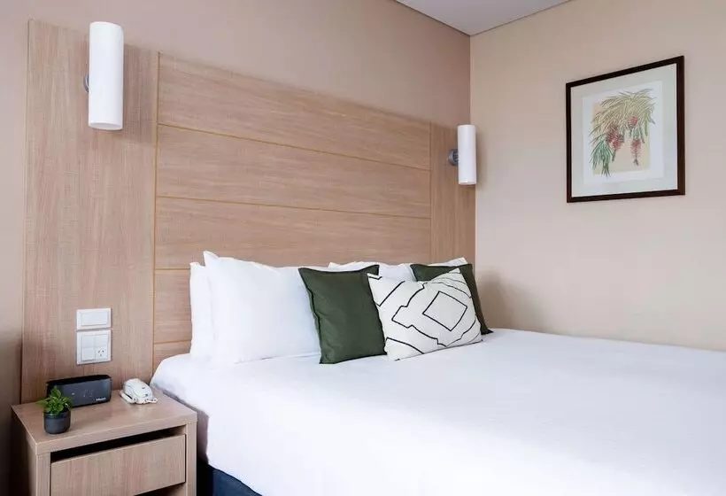 اتاق اجرایی, The Terrace Hotel Adelaide