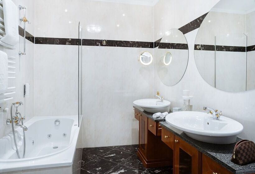 クラシックスイート, Imlauer Hotel Schloss Pichlarn